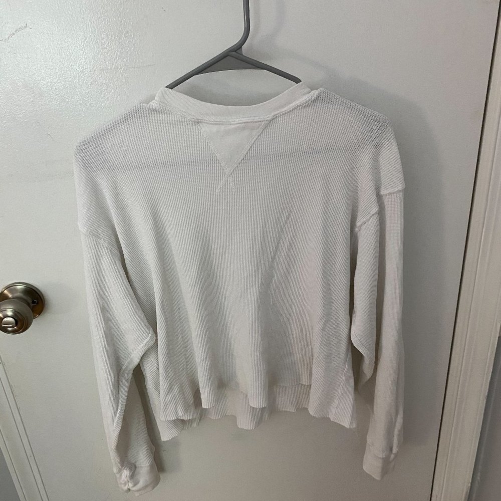 Casual White Long-Sleeve Top